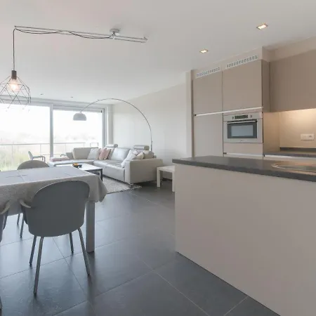 Διαμέρισμα Solis With Balcony By Interhome *